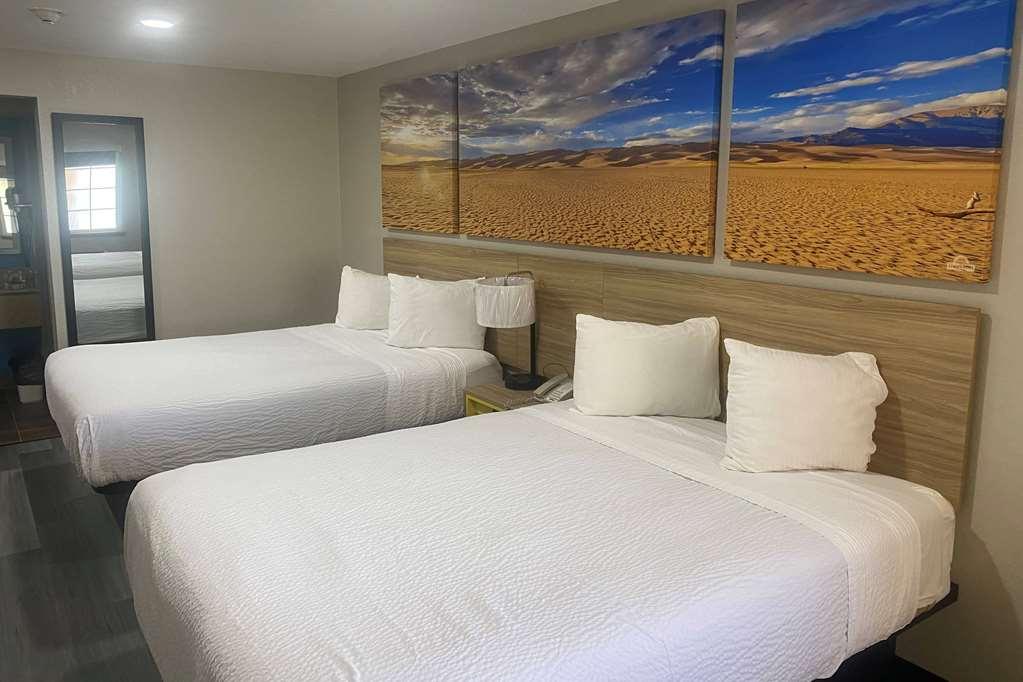 Hotel Days By Wyndham West